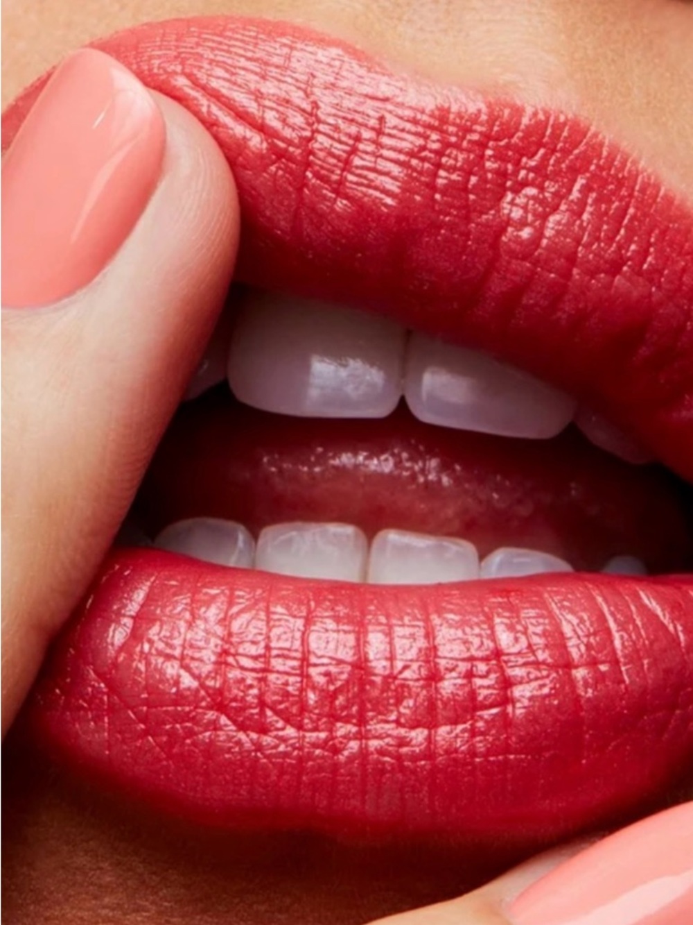 MAC Pretty Boy vibrant medium-dark coral Cremesheen lipstick